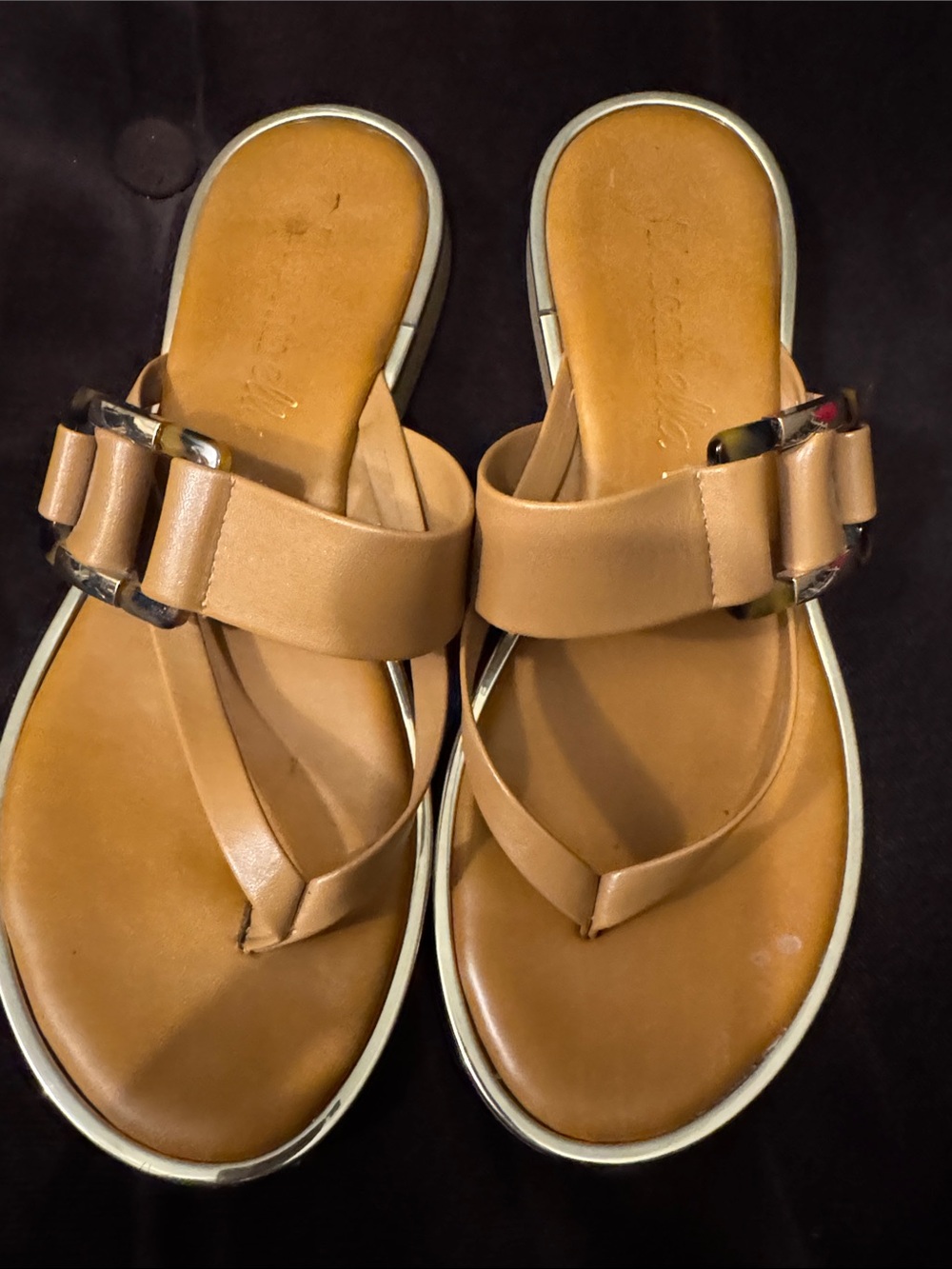 Women’s Tan Slide Sandals with Decorative Buckle Accent